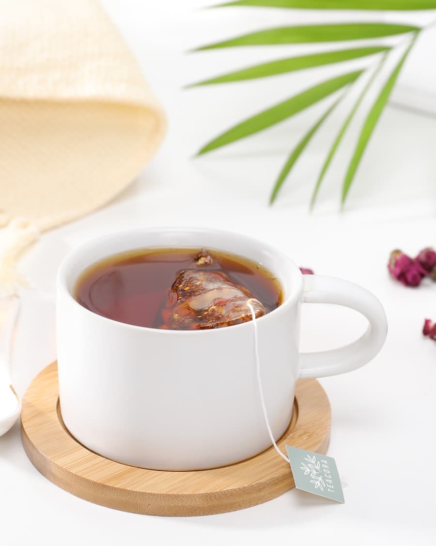 Loose tea and herbs